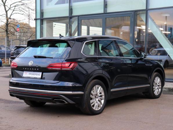 Volkswagen Touareg III с пробегом 2019 года, цена 3 497 000 рублей, 243220 км, внедорожник, Автокод Объявления