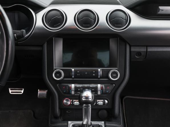 Ford Mustang VI Рестайлинг с пробегом 2022 года, цена 3 750 000 рублей, 48923 км, купе, Автокод Объявления