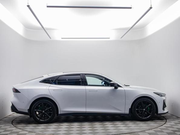 Changan UNI-V I с пробегом 2023 года, цена 1 837 000 рублей, 88997 км, лифтбек, Автокод Объявления
