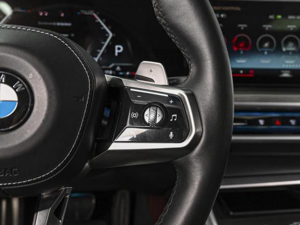 BMW 7 серии VII (G70) с пробегом 2023 года, цена 12 899 000 рублей, 21162 км, седан, Автокод Объявления