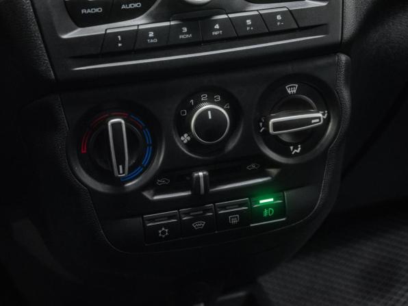 Lada (ВАЗ) Granta I Рестайлинг с пробегом 2024 года, цена 929 000 рублей, 28708 км, лифтбек, Автокод Объявления