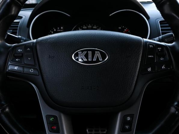 Kia Sorento II Рестайлинг с пробегом 2013 года, цена 1 819 000 рублей, 198572 км, внедорожник, Автокод Объявления