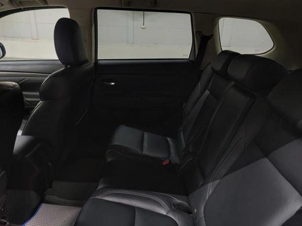 Mitsubishi Outlander III Рестайлинг 3 с пробегом 2021 года, цена 2 450 000 рублей, 143387 км, внедорожник, Автокод Объявления