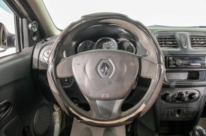 Renault Logan II с пробегом 2017 года, цена 739 000 рублей, 99000 км, седан, Автокод Объявления