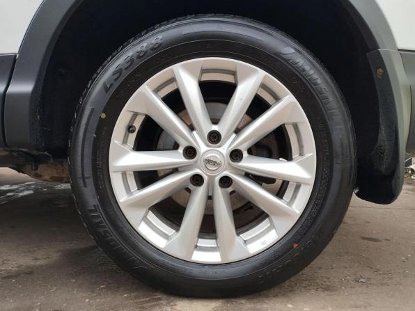Nissan Qashqai II с пробегом 2014 года, цена 1 175 000 рублей, 269845 км, внедорожник, Автокод Объявления