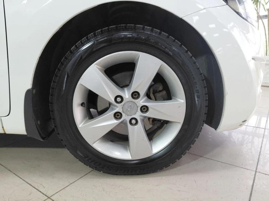 Hyundai Elantra V (MD) Москва  - изображение 18