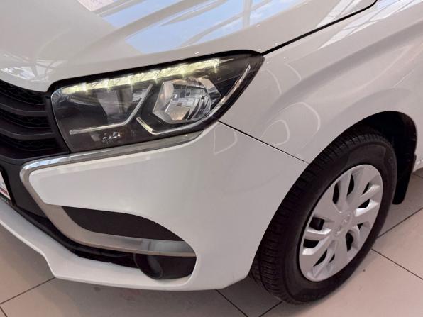 Lada (ВАЗ) XRAY I с пробегом 2018 года, цена 859 000 рублей, 89466 км, хэтчбек, Автокод Объявления