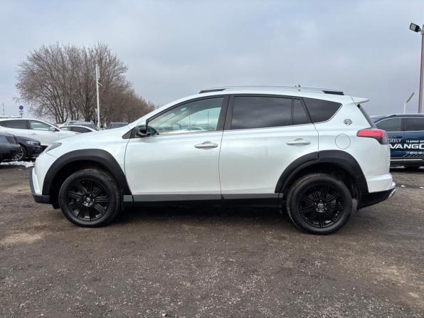 Toyota RAV4 IV (XA40) Рестайлинг с пробегом 2018 года, цена 2 295 000 рублей, 162309 км, внедорожник, Автокод Объявления