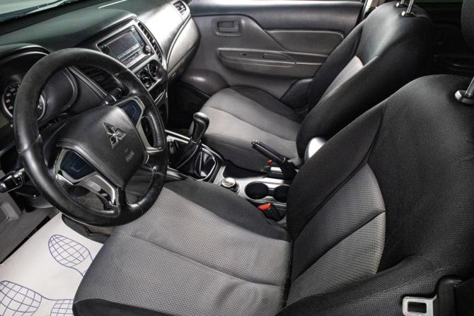 Mitsubishi L200 V с пробегом 2017 года, цена 2 589 000 рублей, 307390 км, offers.body_type.unknown, Автокод Объявления