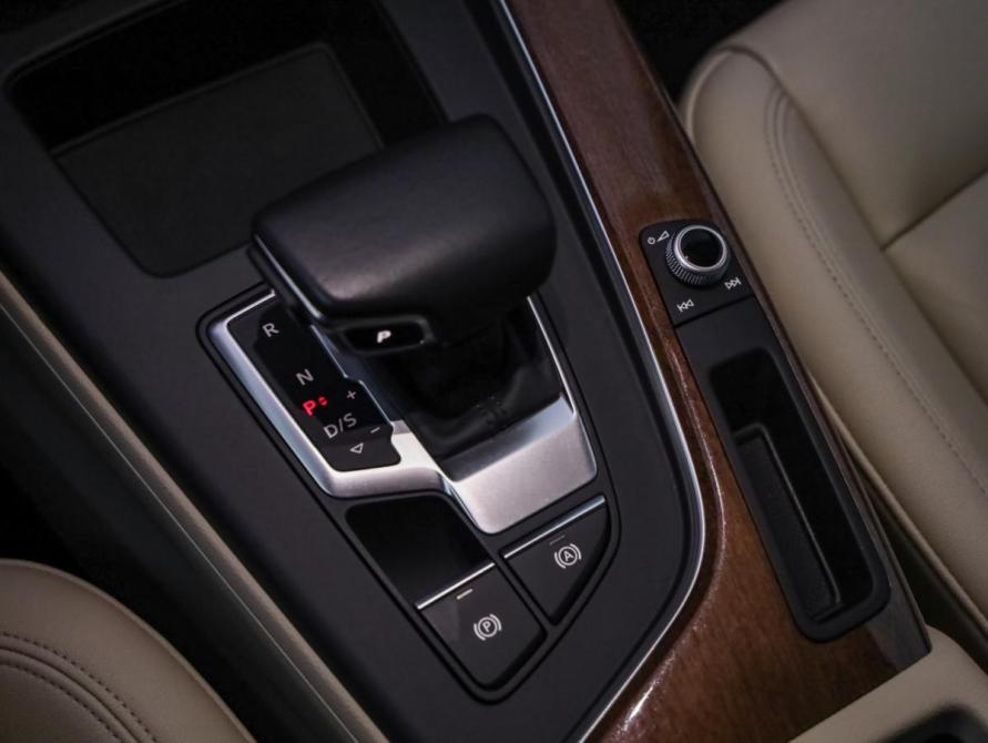 Audi A4 V (B9) Рестайлинг Санкт-Петербург  - изображение 23