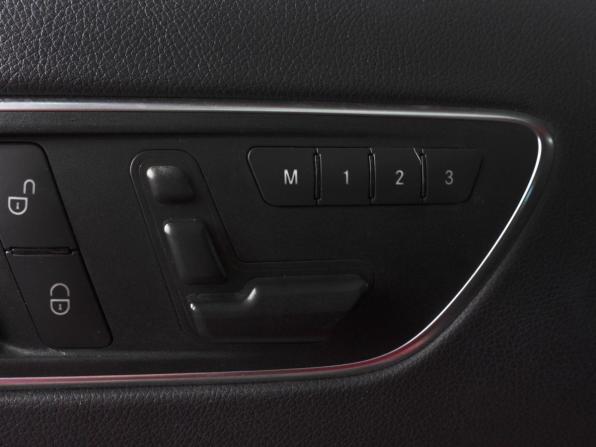 Mercedes-Benz GLA I (X156) с пробегом 2015 года, цена 2 130 000 рублей, 89645 км, внедорожник, Автокод Объявления