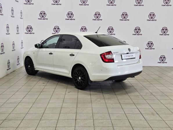 Skoda Rapid I с пробегом 2016 года, цена 822 000 рублей, 205575 км, лифтбек, Автокод Объявления