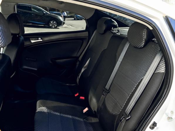 Hyundai Solaris I Рестайлинг с пробегом 2016 года, цена 789 000 рублей, 135571 км, седан, Автокод Объявления