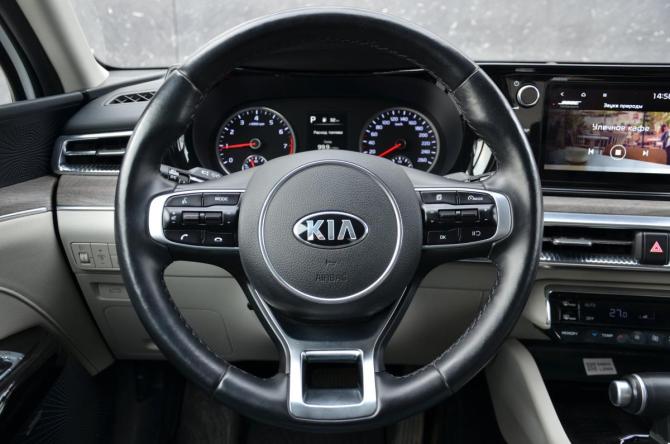 Kia K5 III с пробегом 2021 года, цена 2 918 900 рублей, 42131 км, седан, Автокод Объявления