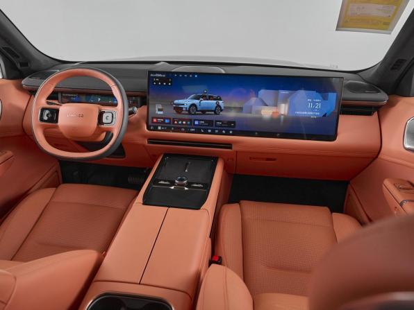 Lynk &amp; Co 900 с пробегом 2025 года, цена 7 745 000 рублей, 51 км, внедорожник, Автокод Объявления