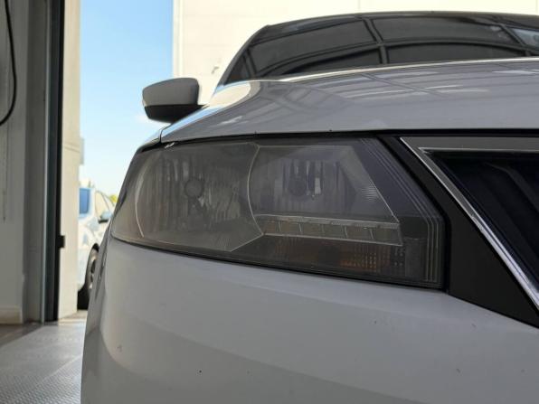 Skoda Rapid I Рестайлинг с пробегом 2018 года, цена 999 000 рублей, 248388 км, лифтбек, Автокод Объявления