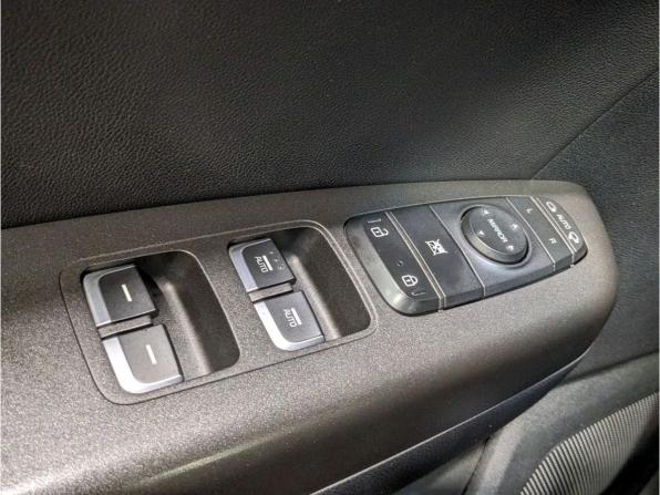Kia Sportage IV Рестайлинг с пробегом 2019 года, цена 2 249 000 рублей, 68800 км, внедорожник, Автокод Объявления