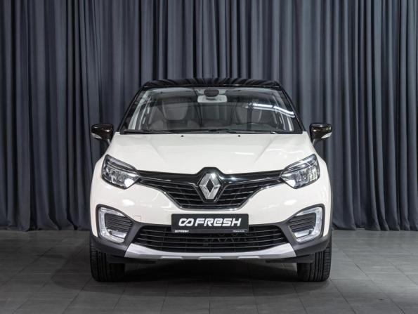 Renault Kaptur I с пробегом 2018 года, цена 1 619 000 рублей, 120201 км, внедорожник, Автокод Объявления