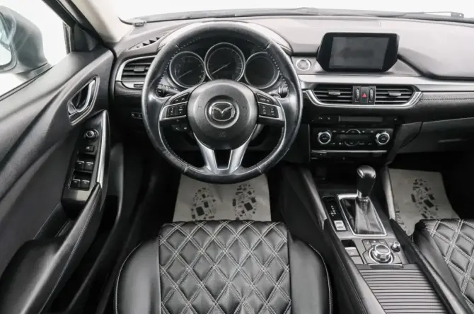 Mazda 6 III (GJ) Рестайлинг с пробегом 2015 года, цена 1 709 000 рублей, 194000 км, седан, Автокод Объявления