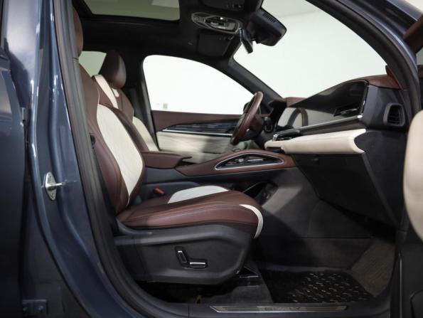 Geely Monjaro I с пробегом 2023 года, цена 3 399 000 рублей, 37045 км, внедорожник, Автокод Объявления