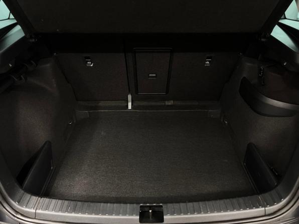Skoda Karoq I с пробегом 2020 года, цена 2 185 000 рублей, 110564 км, внедорожник, Автокод Объявления