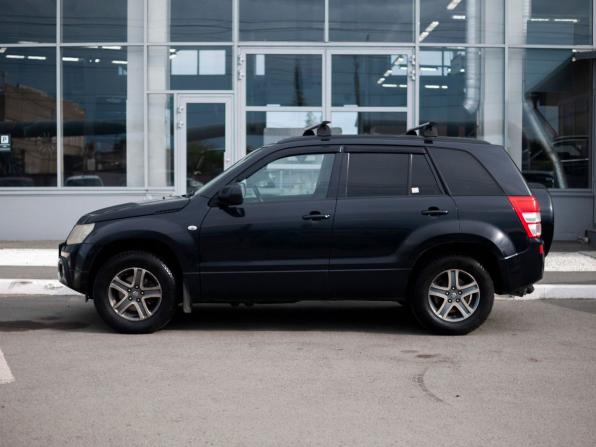 Suzuki Grand Vitara II Рестайлинг с пробегом 2009 года, цена 900 000 рублей, 258775 км, внедорожник, Автокод Объявления
