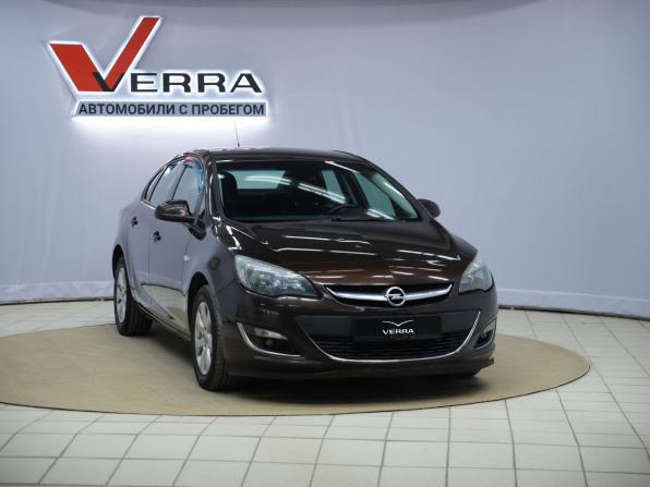 Opel Astra J Рестайлинг с пробегом 2013 года, цена 650 000 рублей, 236954 км, седан, Автокод Объявления