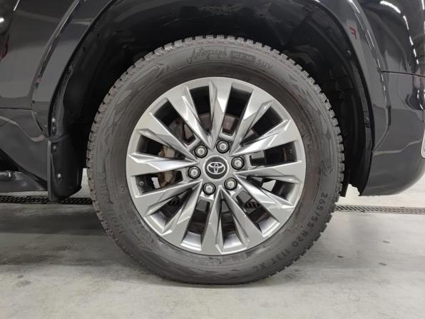 Toyota Land Cruiser 300 Series с пробегом 2021 года, цена 7 800 000 рублей, 142466 км, внедорожник, Автокод Объявления