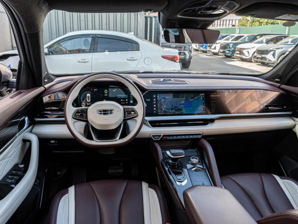 Geely Monjaro I с пробегом 2023 года, цена 3 220 000 рублей, 32050 км, внедорожник, Автокод Объявления