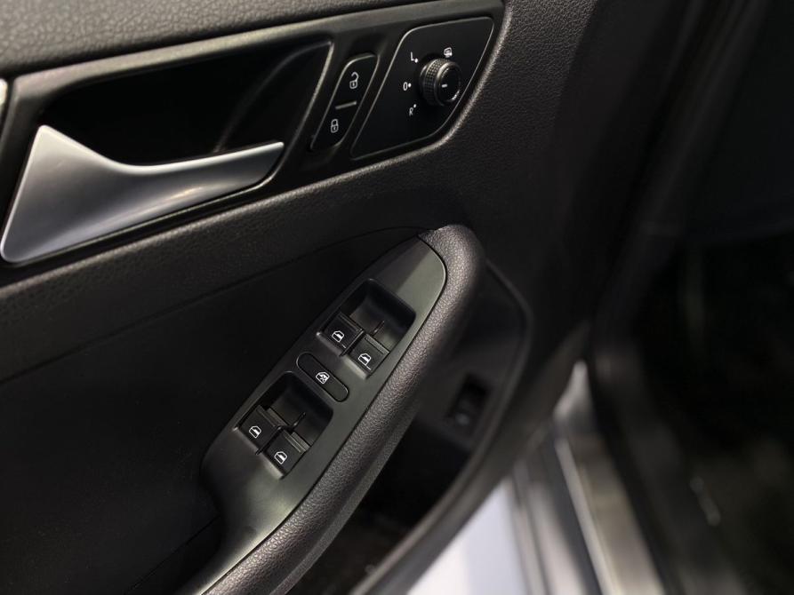 Volkswagen Jetta VI Рестайлинг Ростов-на-Дону  - изображение 10