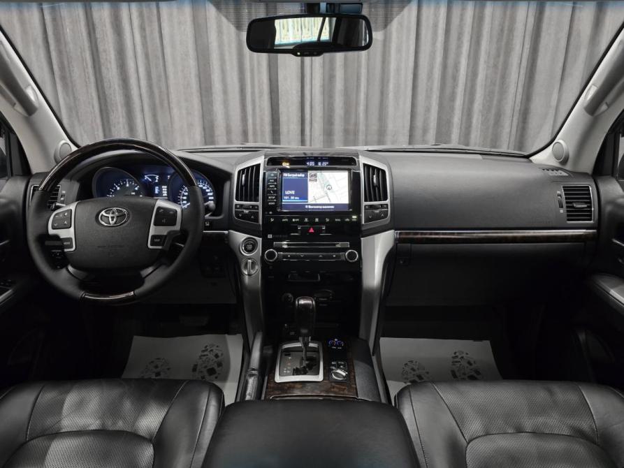 Toyota Land Cruiser 200 Series Рестайлинг 1 Красноярск  - изображение 13