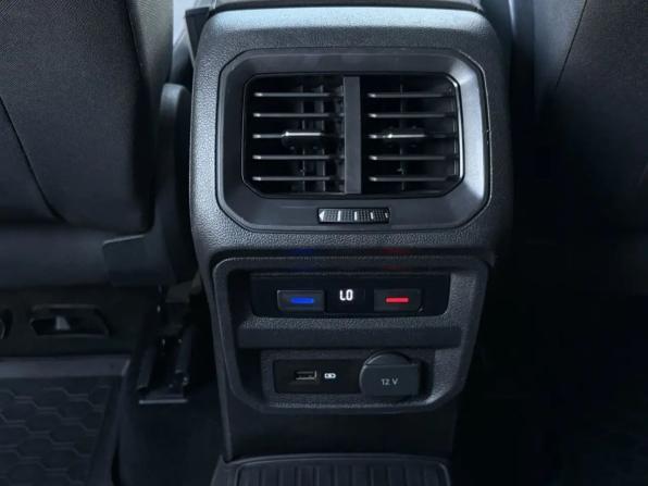 Volkswagen Tiguan II с пробегом 2019 года, цена 2 388 000 рублей, 133941 км, внедорожник, Автокод Объявления