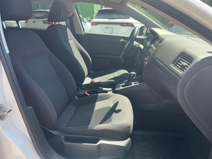 Volkswagen Jetta VI Рестайлинг Стерлитамак  - изображение 1