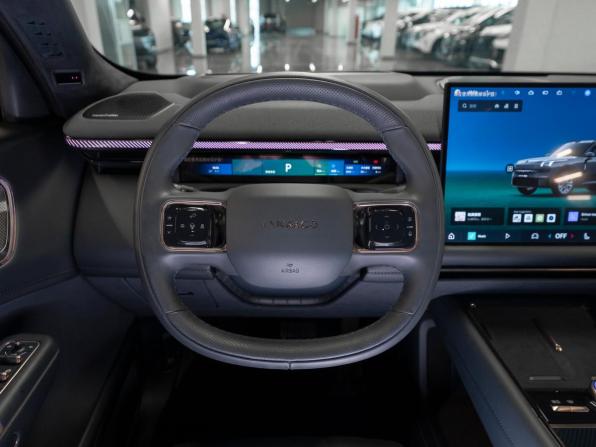 Lynk &amp; Co 900 с пробегом 2025 года, цена 7 650 000 рублей, 8700 км, внедорожник, Автокод Объявления