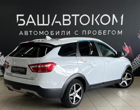 Lada (ВАЗ) Vesta I с пробегом 2019 года, цена 990 000 рублей, 81447 км, универсал, Автокод Объявления