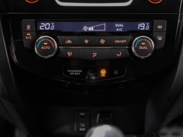 Nissan Qashqai II с пробегом 2015 года, цена 1 312 000 рублей, 142000 км, внедорожник, Автокод Объявления