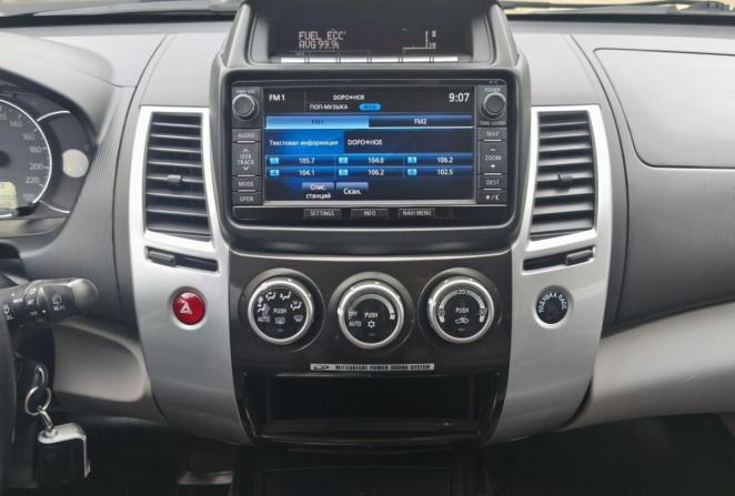 Mitsubishi Pajero Sport II Рестайлинг с пробегом 2015 года, цена 2 750 000 рублей, 66267 км, внедорожник, Автокод Объявления