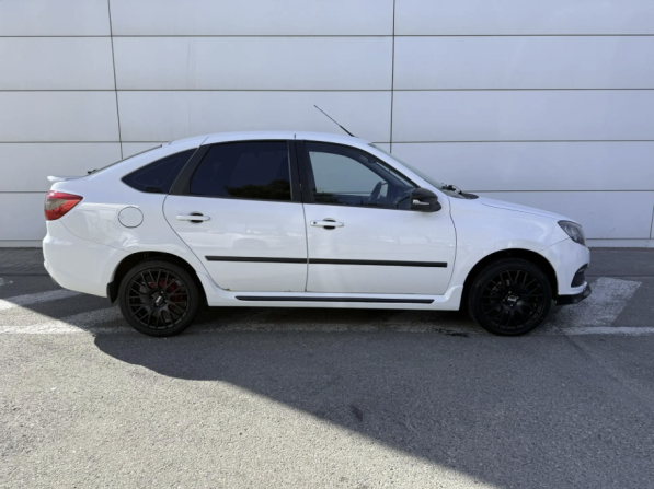 Lada (ВАЗ) Granta I с пробегом 2018 года, цена 590 000 рублей, 136523 км, лифтбек, Автокод Объявления