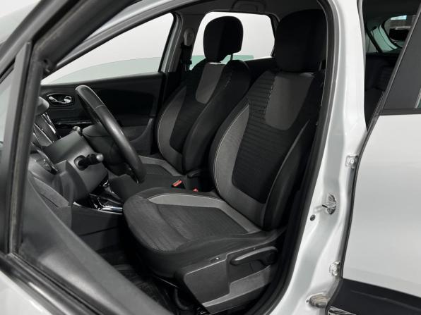 Renault Kaptur I с пробегом 2017 года, цена 1 215 000 рублей, 203929 км, внедорожник, Автокод Объявления