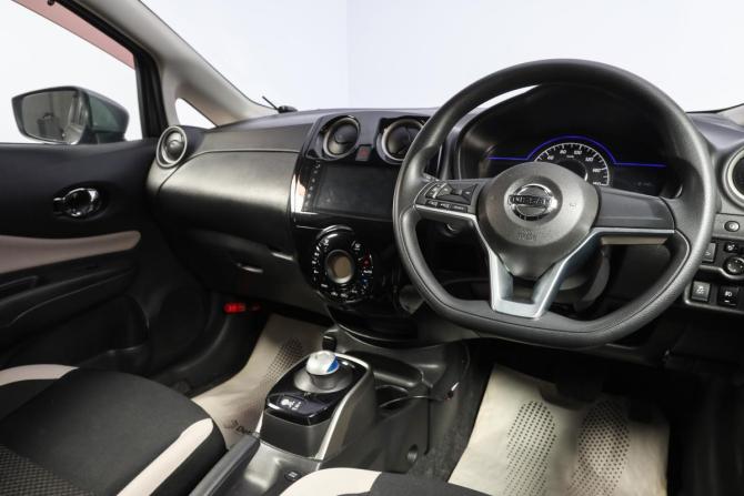 Nissan Note II Рестайлинг с пробегом 2017 года, цена 1 299 000 рублей, 112003 км, хэтчбек, Автокод Объявления