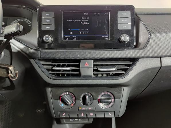 Volkswagen Polo VI с пробегом 2020 года, цена 1 230 000 рублей, 220460 км, лифтбек, Автокод Объявления