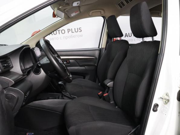 Suzuki Ertiga II с пробегом 2022 года, цена 2 090 000 рублей, 59620 км, компактвэн, Автокод Объявления