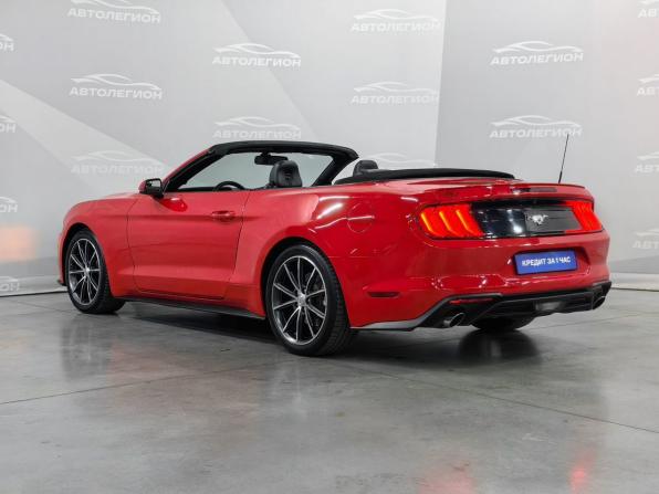 Ford Mustang VI Рестайлинг с пробегом 2018 года, цена 3 300 000 рублей, 75341 км, кабриолет, Автокод Объявления