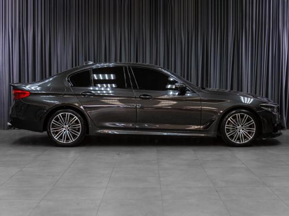 BMW 5 серии VII (G30/G31/G38) с пробегом 2019 года, цена 4 876 000 рублей, 62078 км, седан, Автокод Объявления