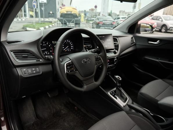 Hyundai Solaris II Рестайлинг с пробегом 2021 года, цена 1 450 000 рублей, 138513 км, седан, Автокод Объявления
