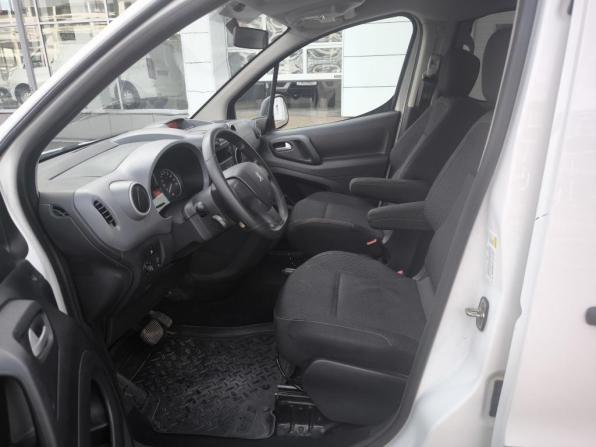 Peugeot Partner II Рестайлинг 2 с пробегом 2022 года, цена 1 675 000 рублей, 182506 км, компактвэн, Автокод Объявления