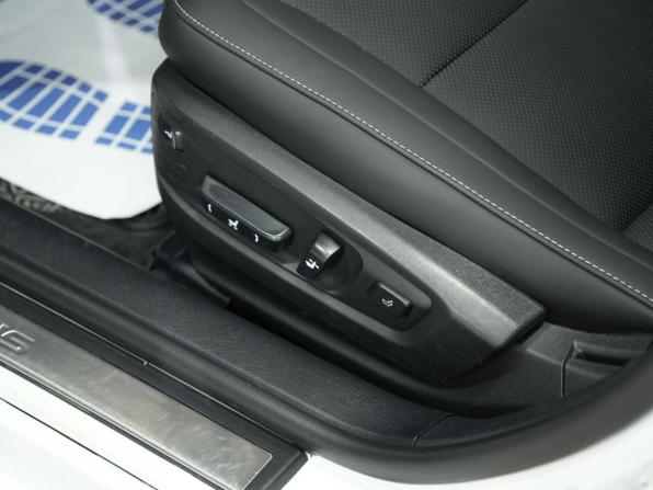 Lexus ES VI с пробегом 2013 года, цена 2 270 000 рублей, 125000 км, седан, Автокод Объявления