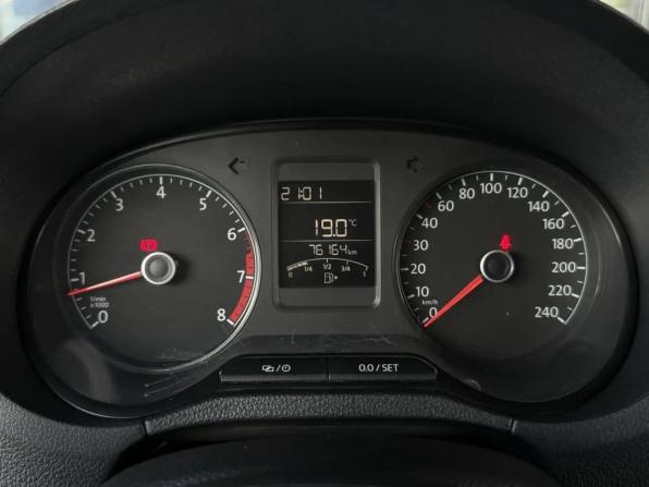 Volkswagen Polo V Рестайлинг с пробегом 2017 года, цена 1 050 000 рублей, 76215 км, седан, Автокод Объявления