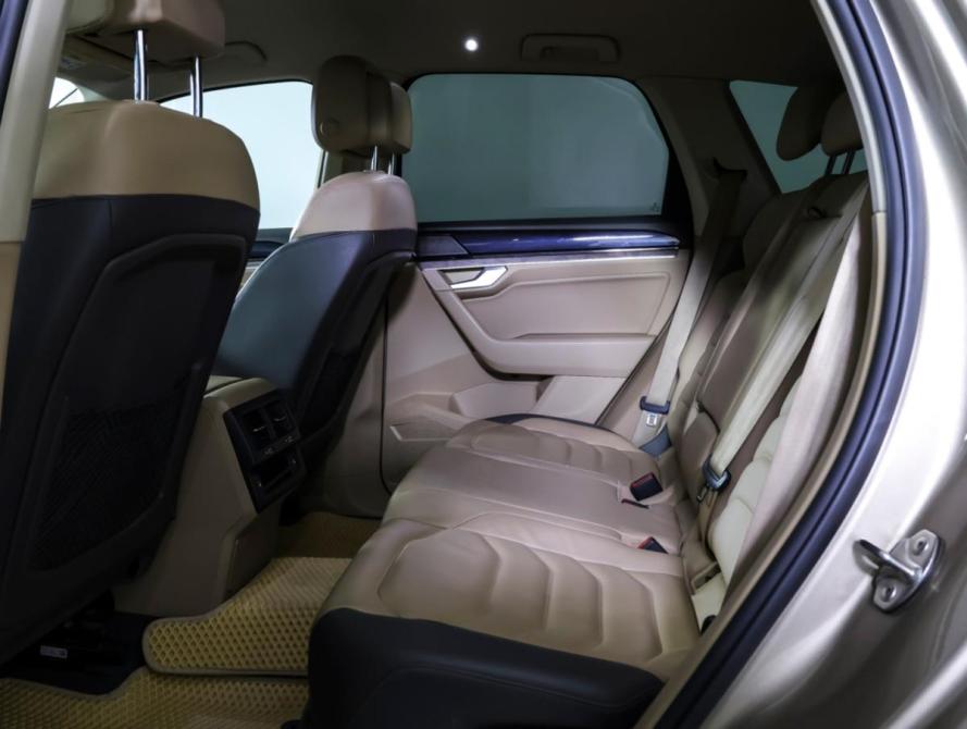 Volkswagen Touareg III Москва  - изображение 11