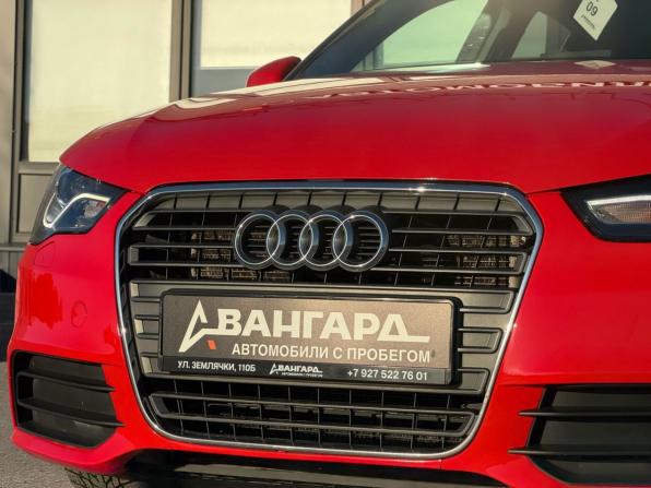 Audi A1 I (8X) с пробегом 2013 года, цена 950 000 рублей, 183080 км, хэтчбек, Автокод Объявления